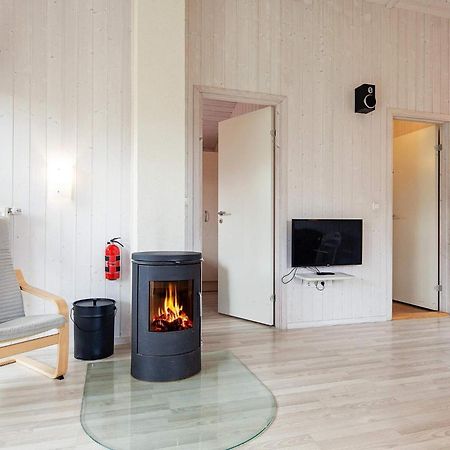 5 Person Holiday Home In Grömitz Exteriör bild