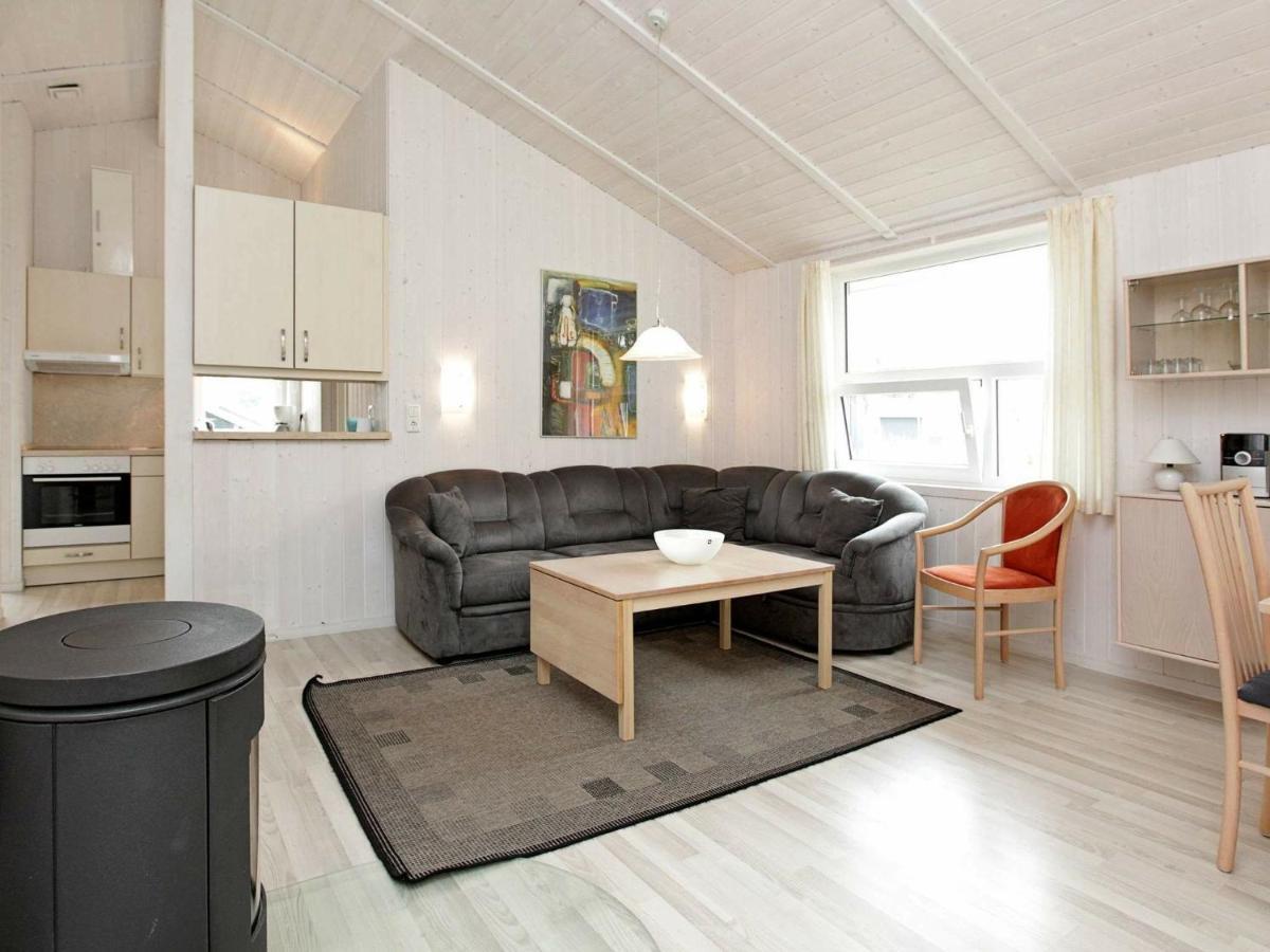 5 Person Holiday Home In Grömitz Exteriör bild